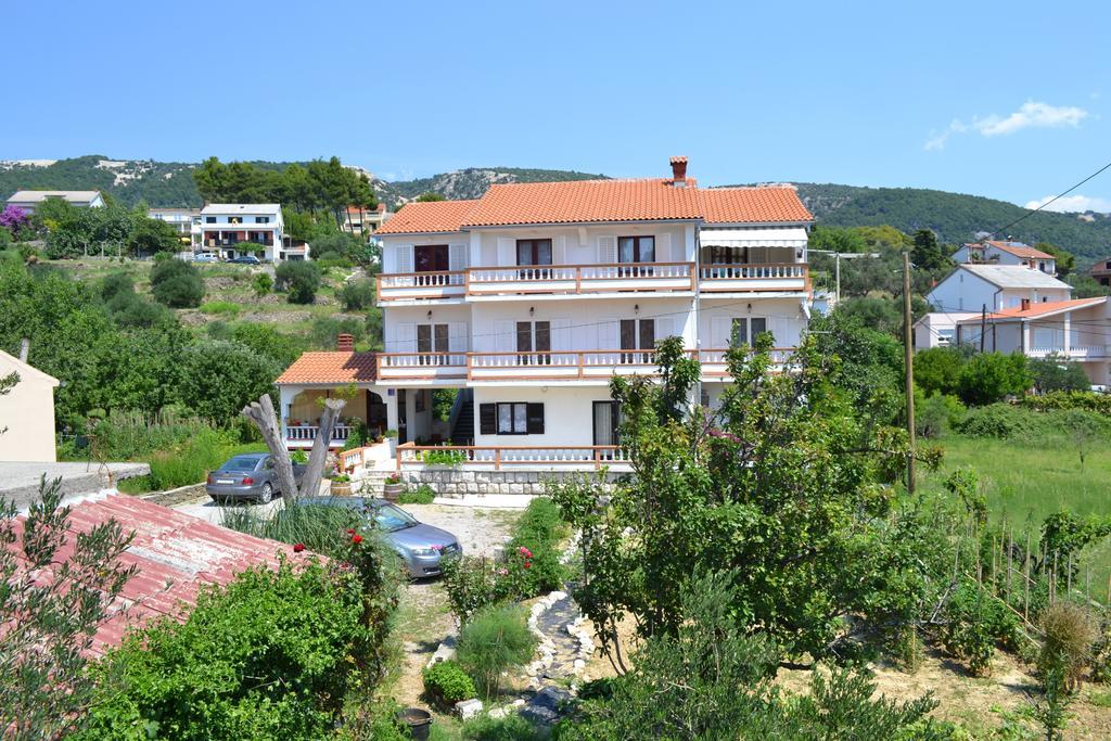 Apartment Beg Rab Town Exterior photo